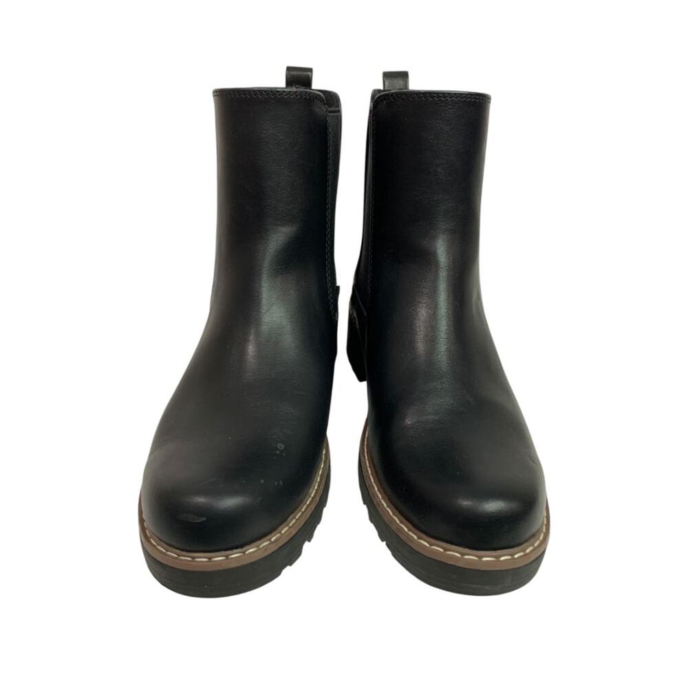 Size 8 Universal Thread Womens Black Chelsea Lug Sole Ankle Boots Vegan Leather - Picture 2 of 9